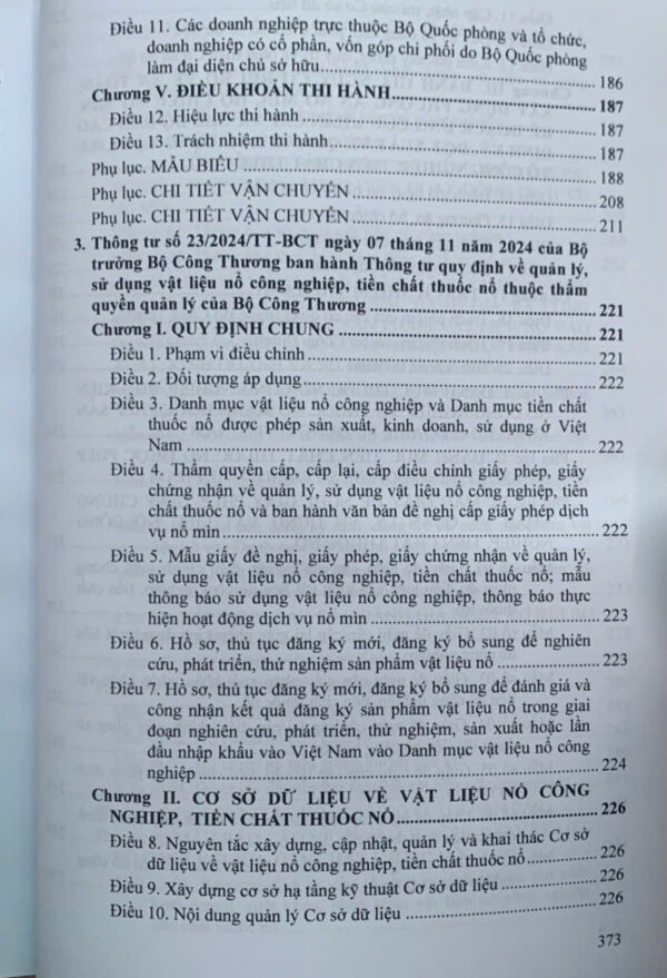 Luật Quản lý, sử dụng vũ khí, vật liệu nổ và công cụ hỗ trợ, các văn bản quy định chi tiết, hướng dẫn thi hành - Ảnh 8